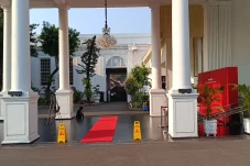Suasana Persiapan Istana...