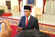 Prabowo Absen Pelantikan...