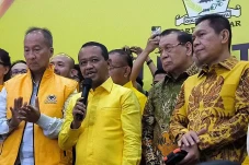 Daftar Calon Ketum Golkar,...