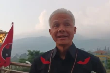 12 Parpol Dukung Ridwan...