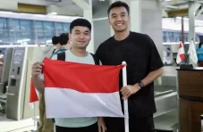 Debut Manis Bagas/Leo...