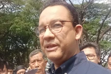 DPR Amputasi Putusan...