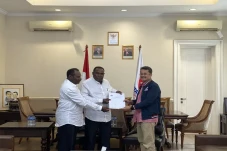 Diusung Perindo, Darius...