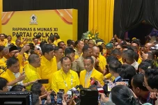 Jokowi Isyaratkan Tertarik...