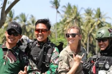Amerika Serikat, Indonesia,...