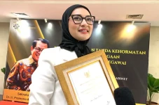 Angkie Yudistia Ingin...