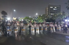 Situasi Pintu Belakang...
