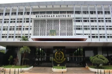8 Kementerian yang Butuh...
