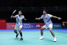 Lolos ke Perempat Final...