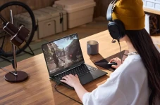 ASUS ROG Hadirkan Laptop...