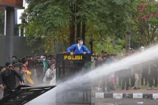 Komnas HAM Sesalkan...