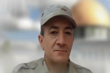 Mengenal Khalil al-Maqdah,...