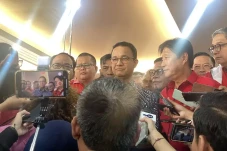 Peluang Jadi Kader PDIP,...
