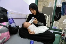 Bayi di Gaza Lumpuh...