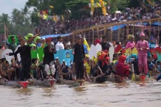 Festival Pacu Jalur...