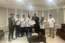 Maju Pilbup Tangerang,...