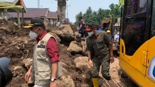 Banjir Bandang Kota...