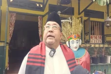 Ditanya Soal Kepastian...