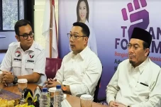 Daftar ke KPU Jakarta...