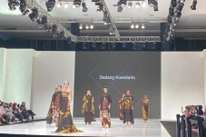 Jogja Fashion Week 2024...