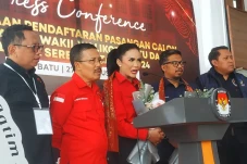 Krisdayanti dan Dewa...