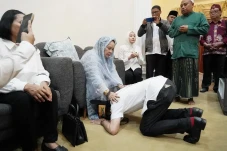 Minta Doa Maju Pilgub...