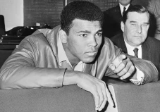Kisah Muhammad Ali Dicopot...
