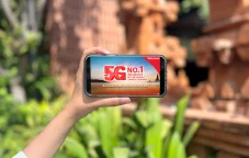 Telkomsel Perluas Jaringan...