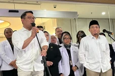 Rampung Tes Kesehatan...