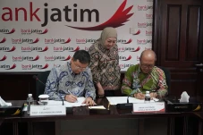 Teken Kerja Sama dengan...