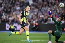 Erling Haaland Bukan...