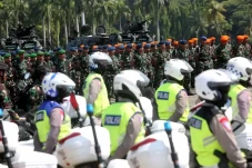 TNI-Polri Gelar Apel...