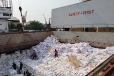 Impor 1,2 Juta Ton Beras...