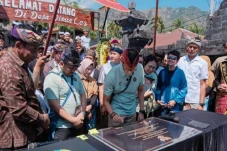 Desa Les Jadi Destinasi...