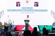Buka Kompetisi Sains...
