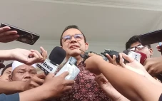 Anies Beri Sinyal Dirikan...