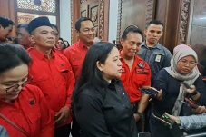 Puan Pimpin Konsolidasi...