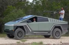Elon Musk Takjub, Cybertruck...