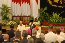 Indonesia Sambut Lawatan...