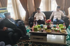 Cagub Riau M Nasir Minta...