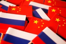 Sanksi Barat ke Rusia...