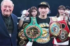 Naoya Inoue Perpanjang...