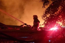 Kebakaran Lahap 10 Rumah...