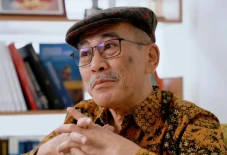 Faisal Basri, Ekonom...