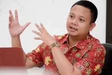 Kesahajaan Paus dan...