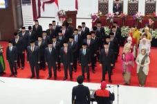 Belum Genap Sebulan...