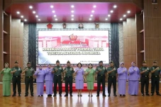 6 Danrem Naik Pangkat...