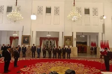 Presiden Jokowi Resmi...