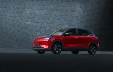 Mobil Listrik Wuling...