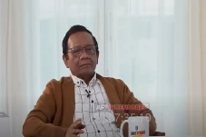 Singgung Gibran, Mahfud...